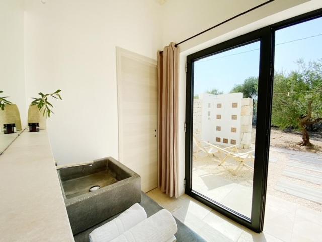 Trulli Paradise Ostuni Ngoại thất bức ảnh